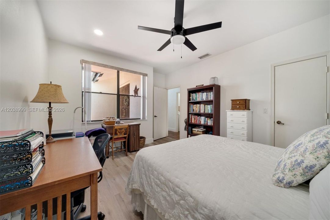 В аренду: $3,500 (2 спален, 2 ванн, 1831 Квадратных фут)