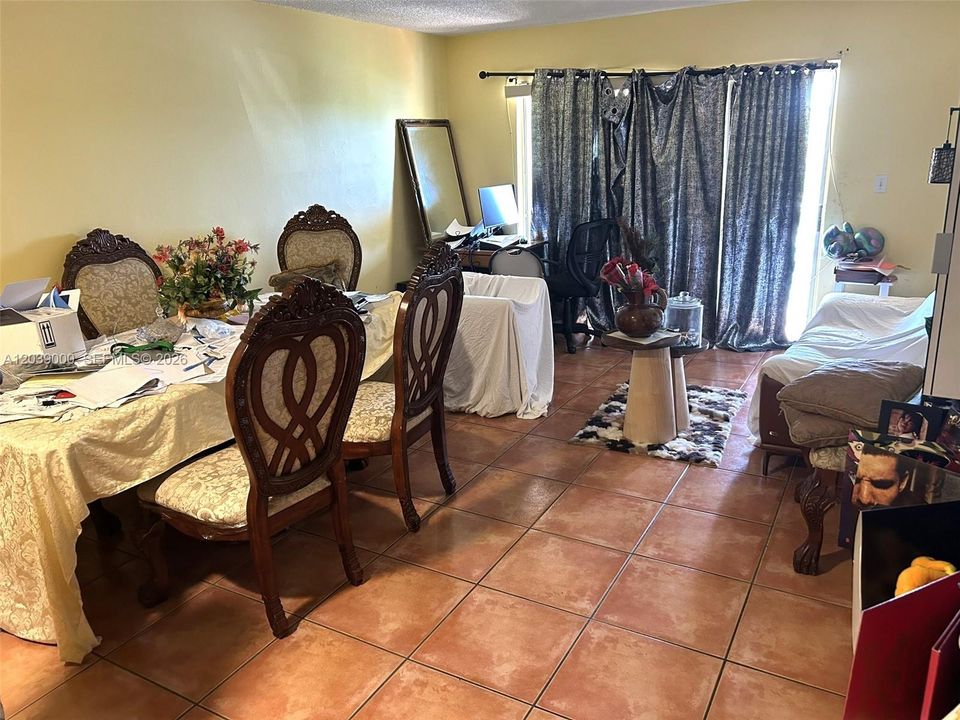 For Sale: $145,000 (2 beds, 2 baths, 1046 Square Feet)