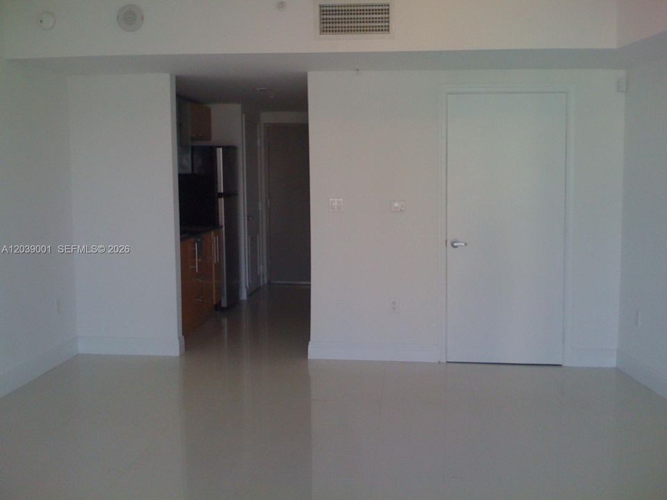 For Sale: $270,000 (0 beds, 1 baths, 508 Square Feet)