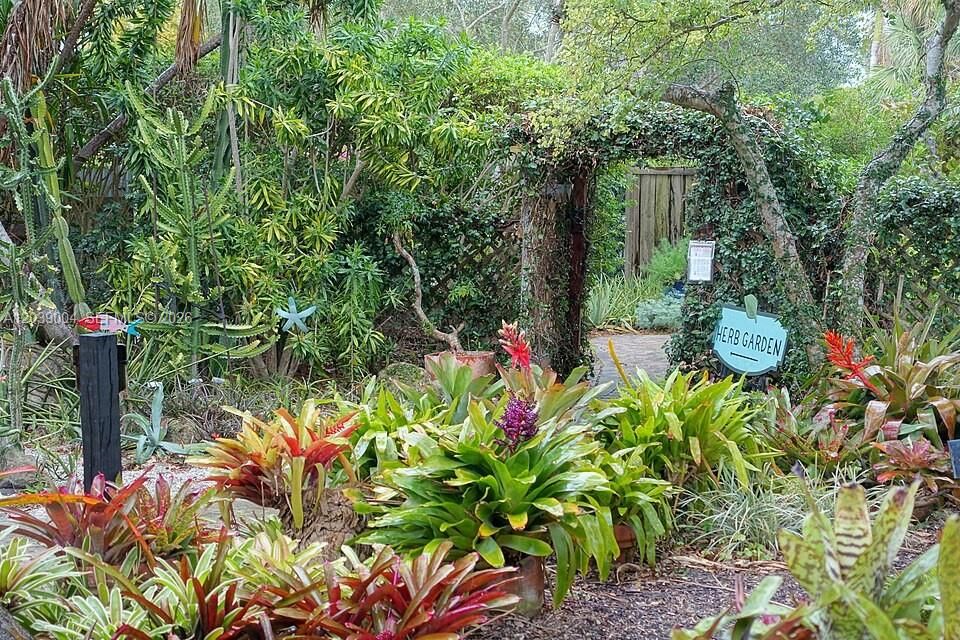 Fort Pierce Botanical Gardens