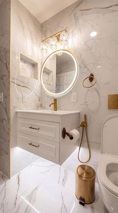 2nd Bathroom