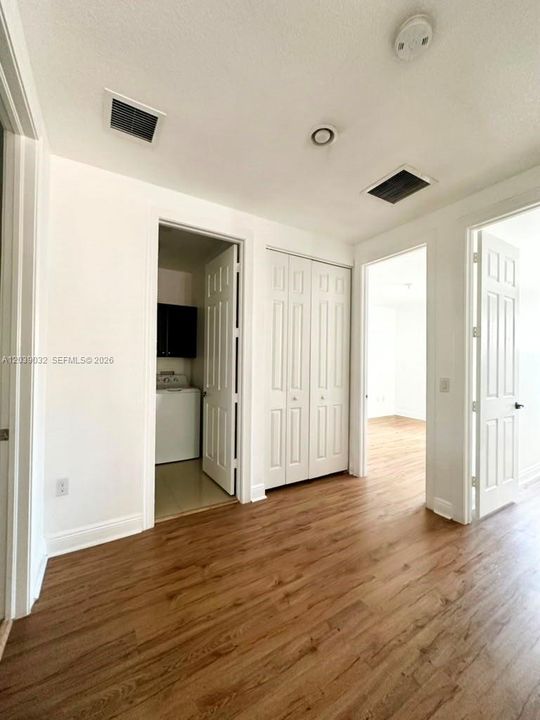 En Renta: $5,200 (4 camas, 3 baños, 2674 Pies cuadrados)