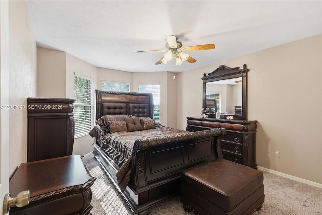 For Sale: $1,300,000 (4 beds, 2 baths, 2178 Square Feet)