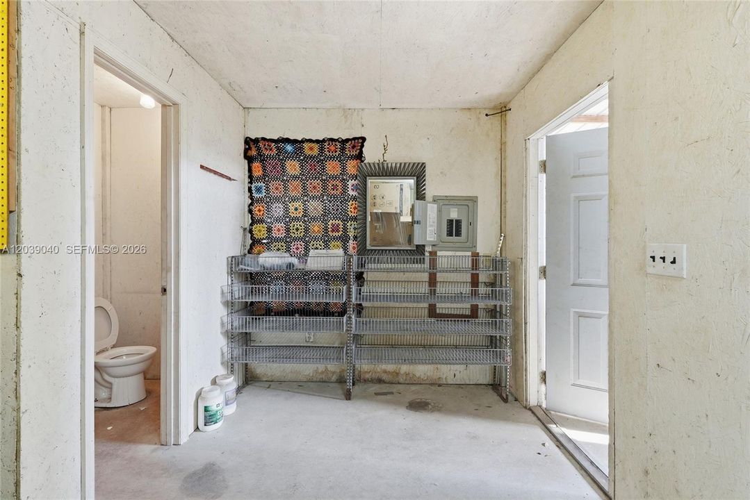 For Sale: $1,300,000 (4 beds, 2 baths, 2178 Square Feet)