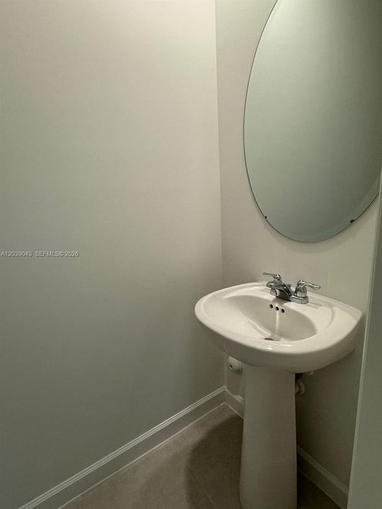 For Rent: $4,200 (4 beds, 2 baths, 1787 Square Feet)