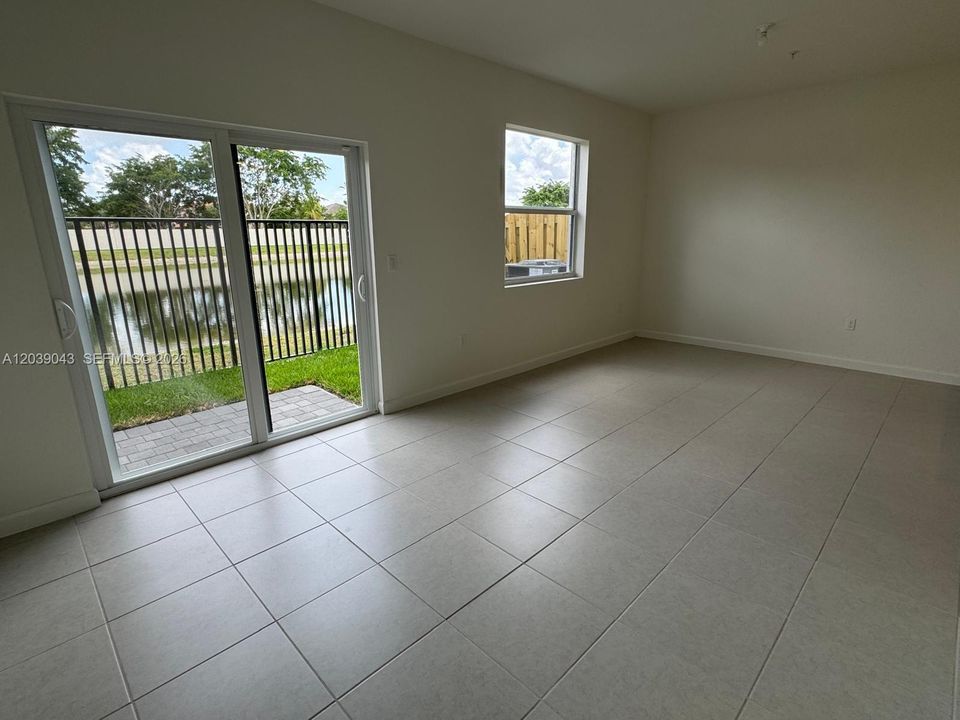 For Rent: $4,200 (4 beds, 2 baths, 1787 Square Feet)