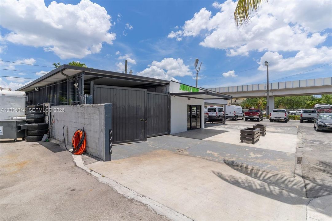 For Rent: $15,000 (0 beds, 0 baths, 0 Square Feet)