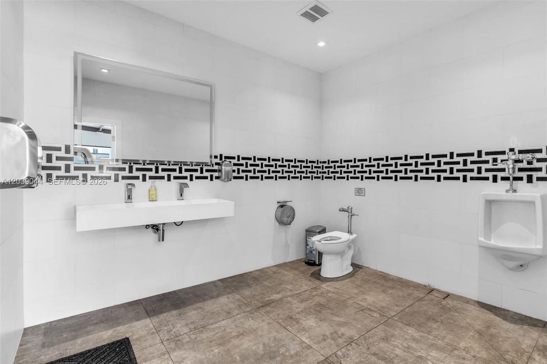 For Rent: $15,000 (0 beds, 0 baths, 0 Square Feet)