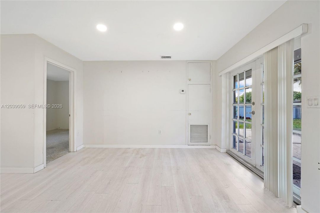 En Venta: $599,900 (3 camas, 2 baños, 0 Pies cuadrados)