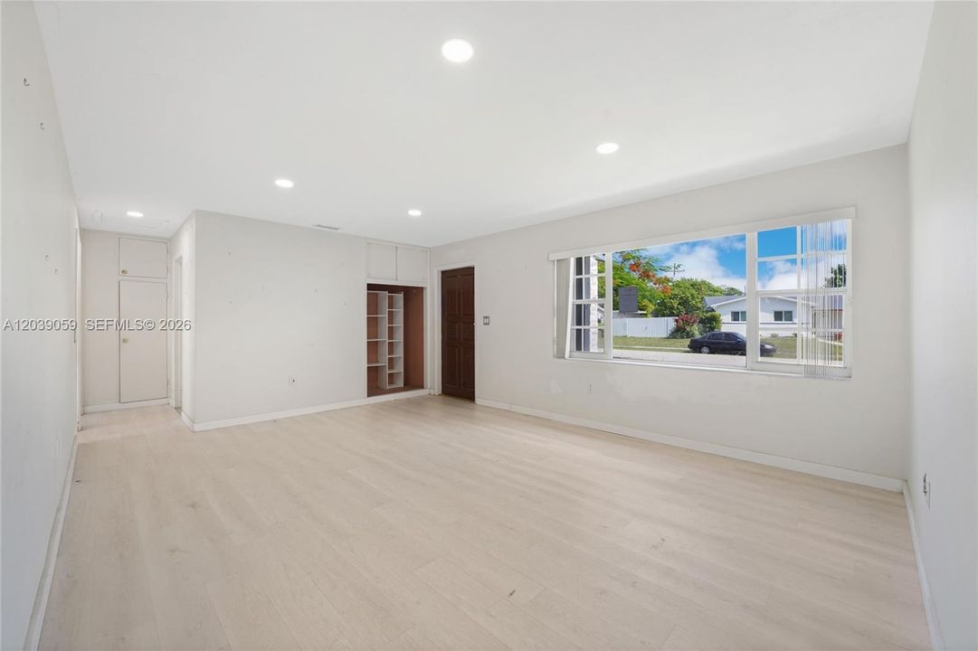 En Venta: $599,900 (3 camas, 2 baños, 0 Pies cuadrados)