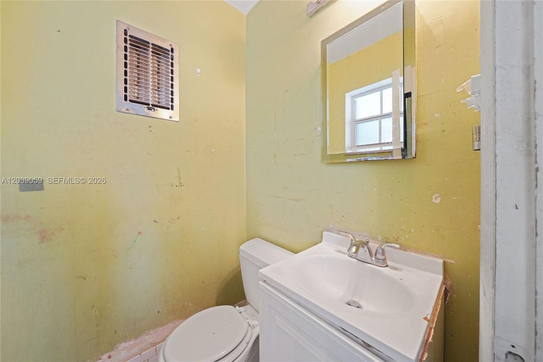 En Venta: $599,900 (3 camas, 2 baños, 0 Pies cuadrados)