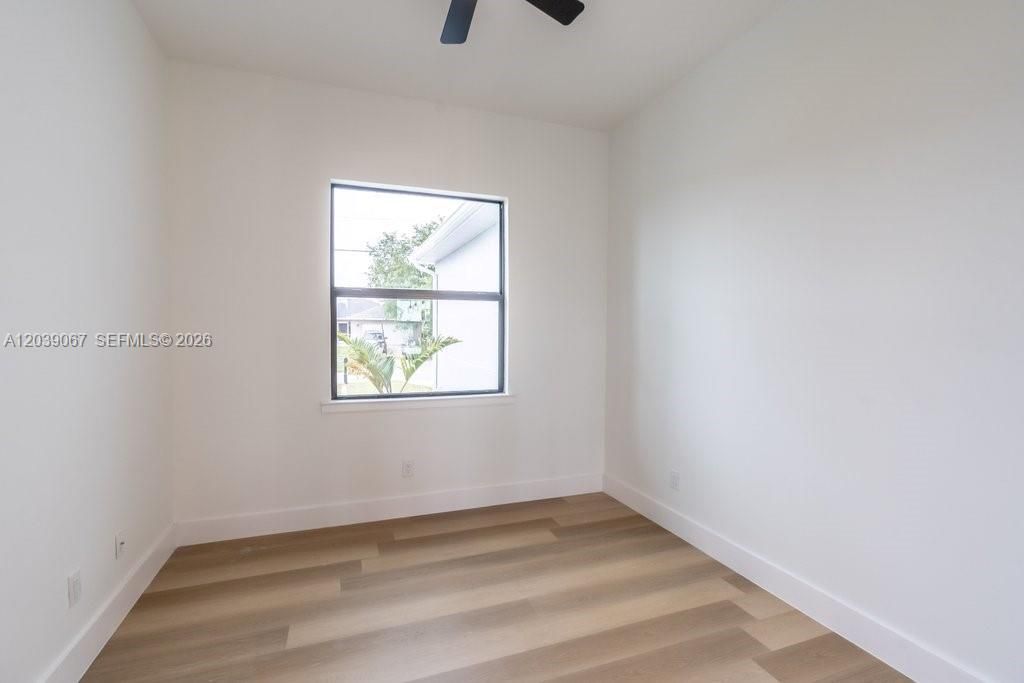 For Sale: $418,760 (3 beds, 3 baths, 1805 Square Feet)
