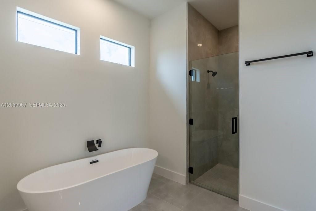 For Sale: $418,760 (3 beds, 3 baths, 1805 Square Feet)