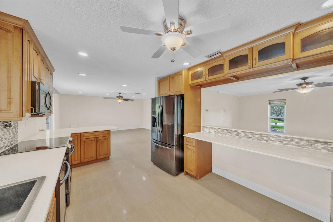 6 Kitchen (5)