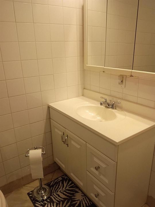 697 master bath