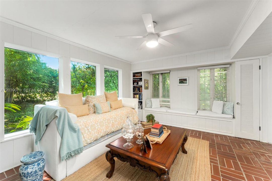 For Sale: $3,500,000 (3 beds, 3 baths, 3163 Square Feet)