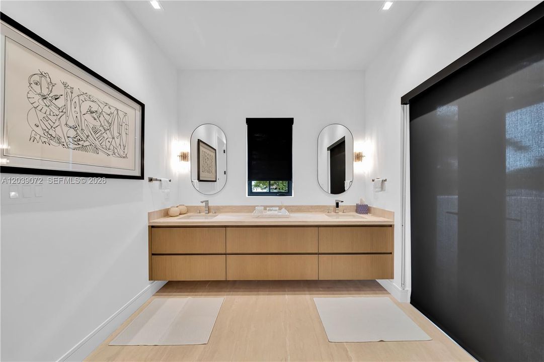 For Sale: $5,750,000 (5 beds, 5 baths, 4178 Square Feet)