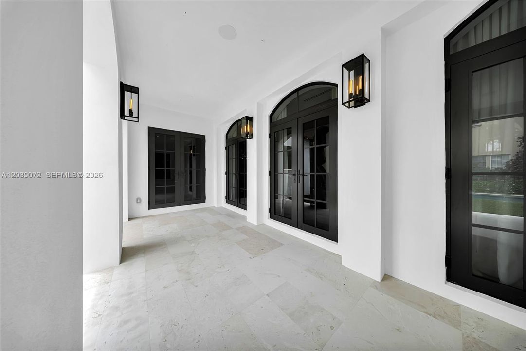 For Sale: $5,750,000 (5 beds, 5 baths, 4178 Square Feet)