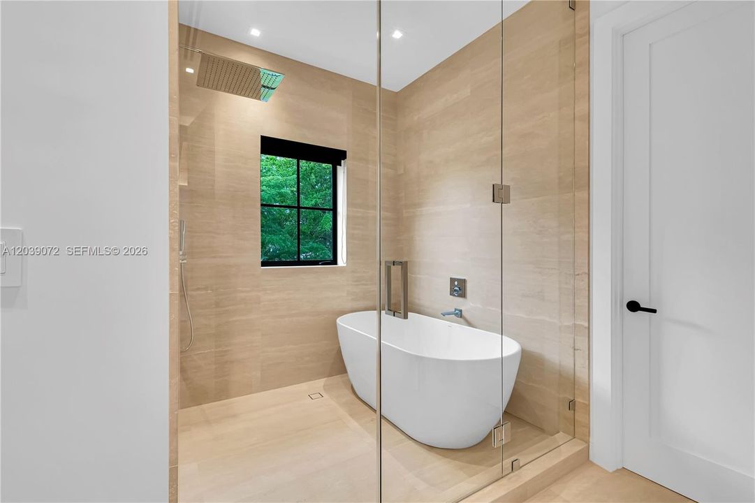For Sale: $5,750,000 (5 beds, 5 baths, 4178 Square Feet)