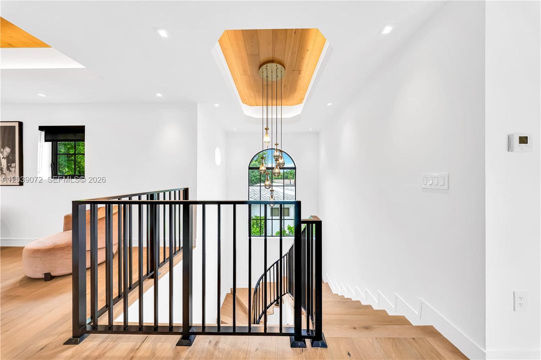 For Sale: $5,750,000 (5 beds, 5 baths, 4178 Square Feet)