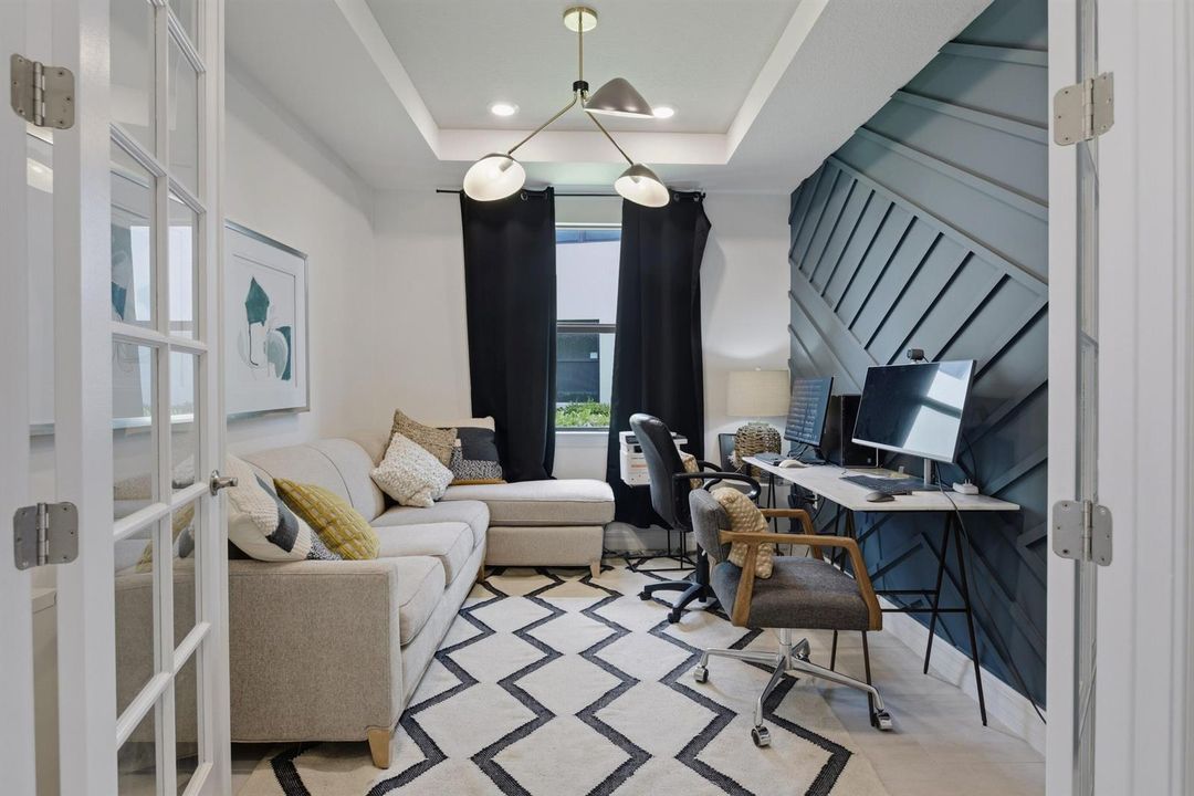 Den / Bedroom