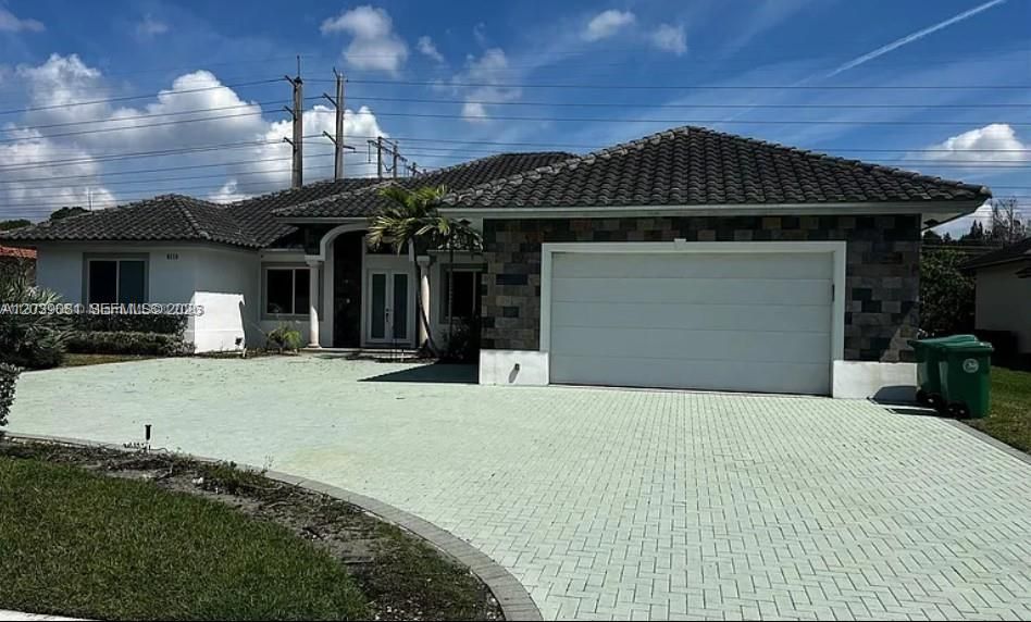 For Rent: $7,000 (5 beds, 4 baths, 3340 Square Feet)