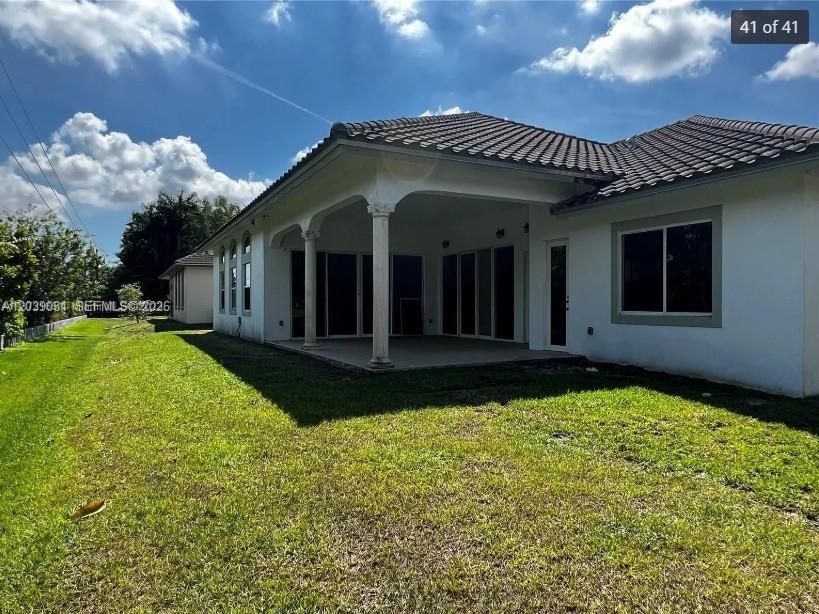 For Rent: $7,000 (5 beds, 4 baths, 3340 Square Feet)