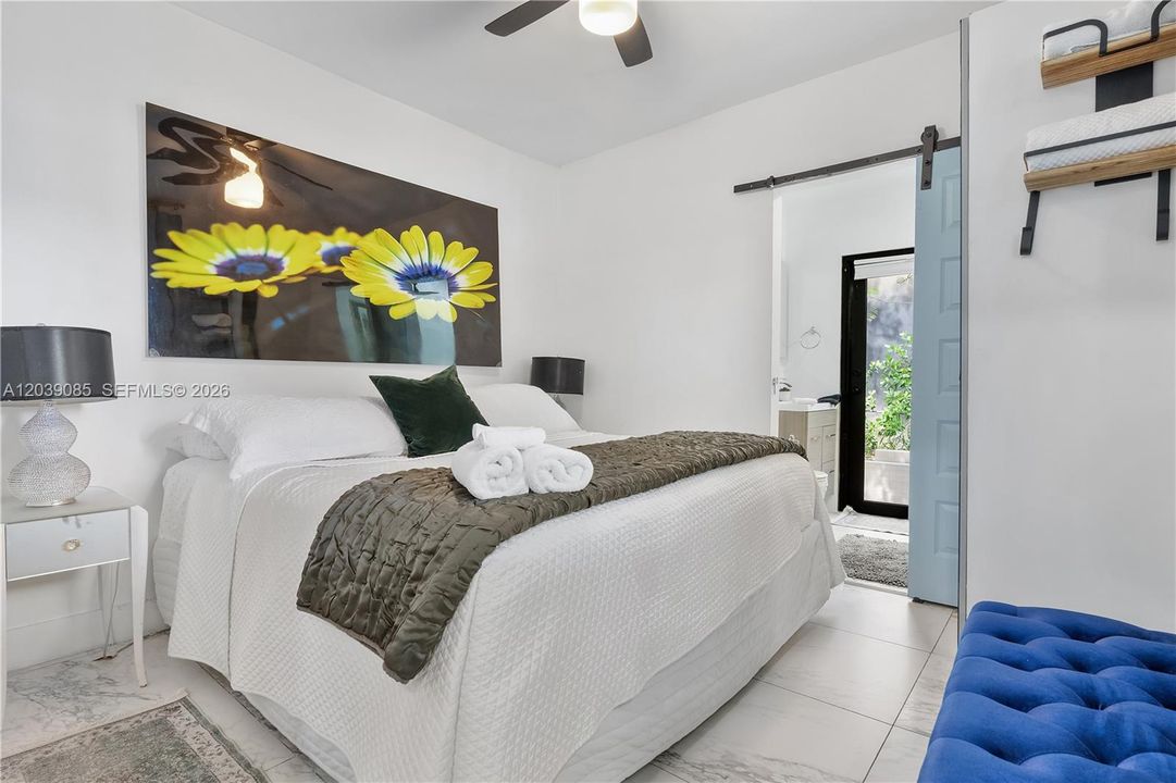 В аренду: $5,300 (3 спален, 2 ванн, 1030 Квадратных фут)