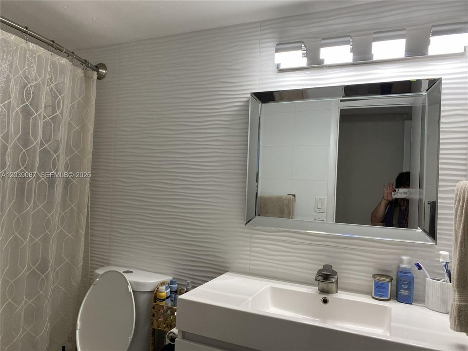 В аренду: $2,100 (1 спален, 1 ванн, 817 Квадратных фут)