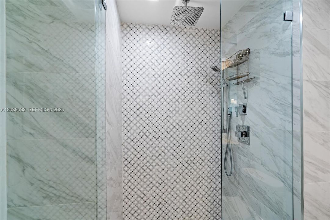 2nd bathroom