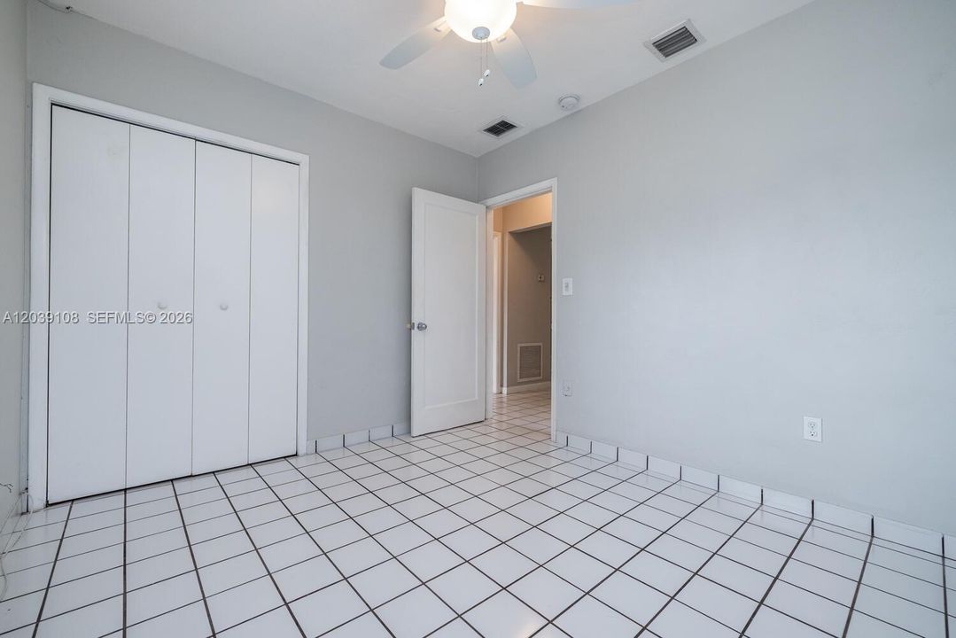 For Rent: $2,695 (2 beds, 1 baths, 875 Square Feet)