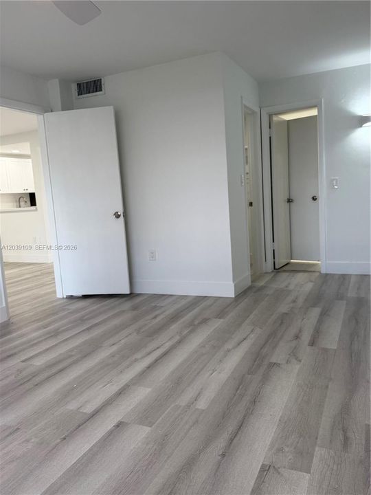 В аренду: $1,700 (1 спален, 1 ванн, 763 Квадратных фут)
