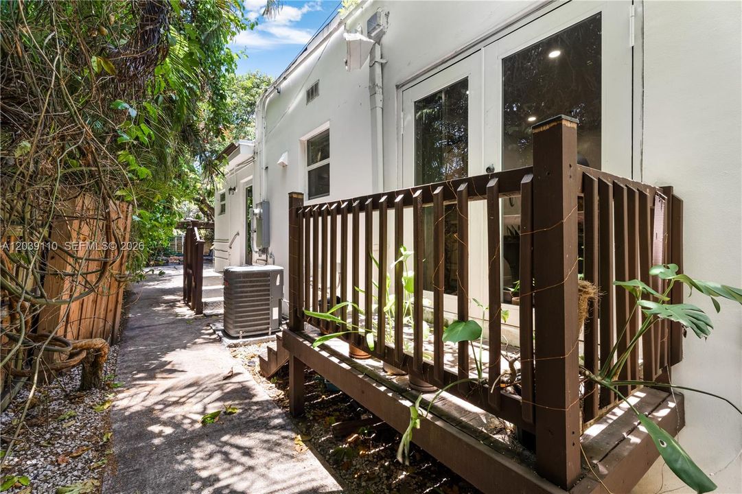 待售: $795,000 (3 贝兹, 3 浴室, 1612 平方英尺)