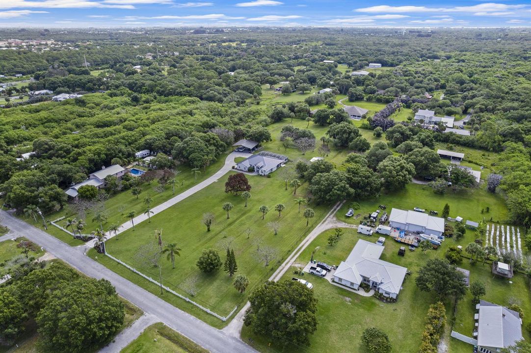 40-web-or-mls-DJI_0012Topaz
