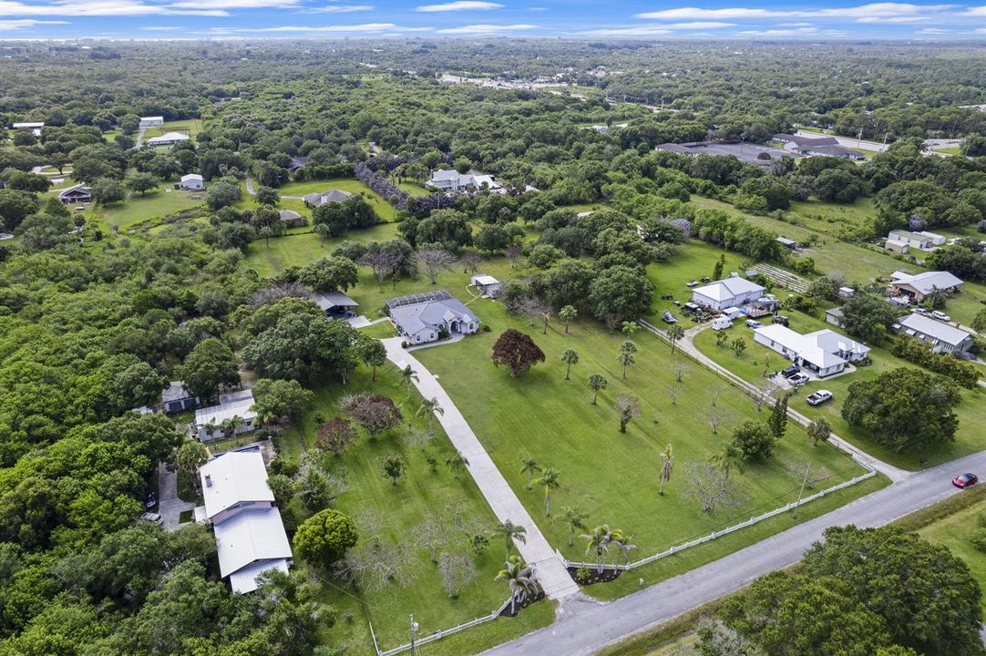 42-web-or-mls-DJI_0014Topaz