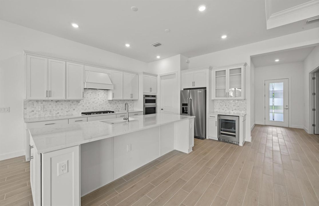 SWFL_DV_TER_27400_Stellar_Kitchen 3