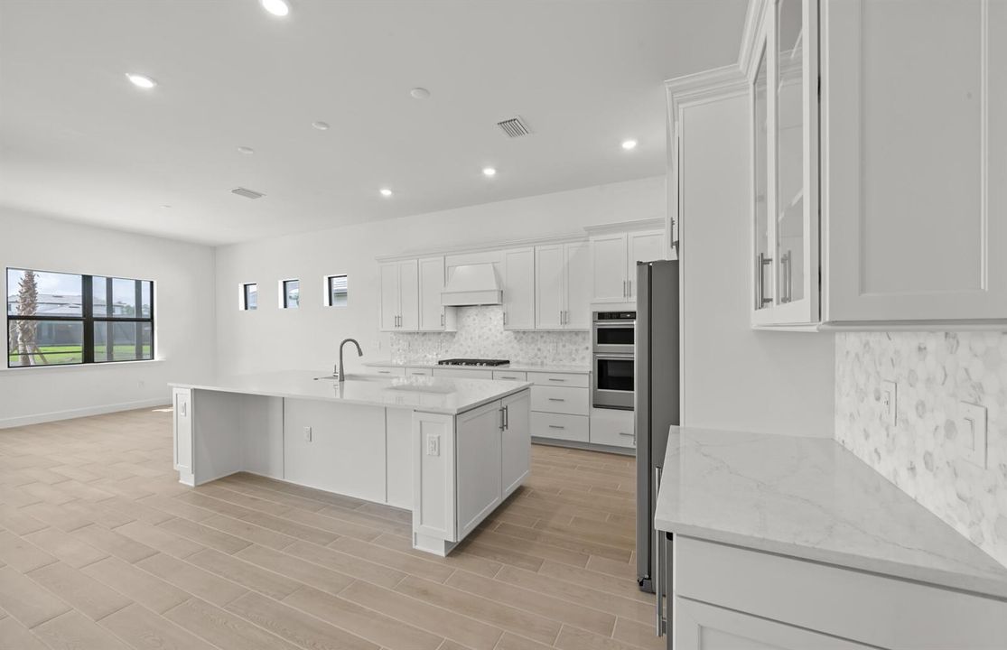 SWFL_DV_TER_27400_Stellar_Kitchen