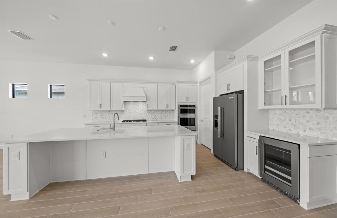 SWFL_DV_TER_27400_Stellar_Kitchen 2
