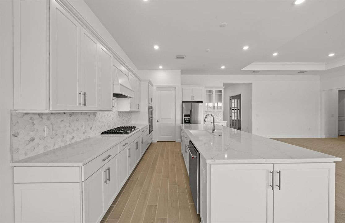SWFL_DV_TER_27400_Stellar_Kitchen 6