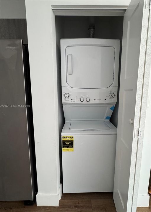 В аренду: $2,300 (2 спален, 2 ванн, 16012 Квадратных фут)
