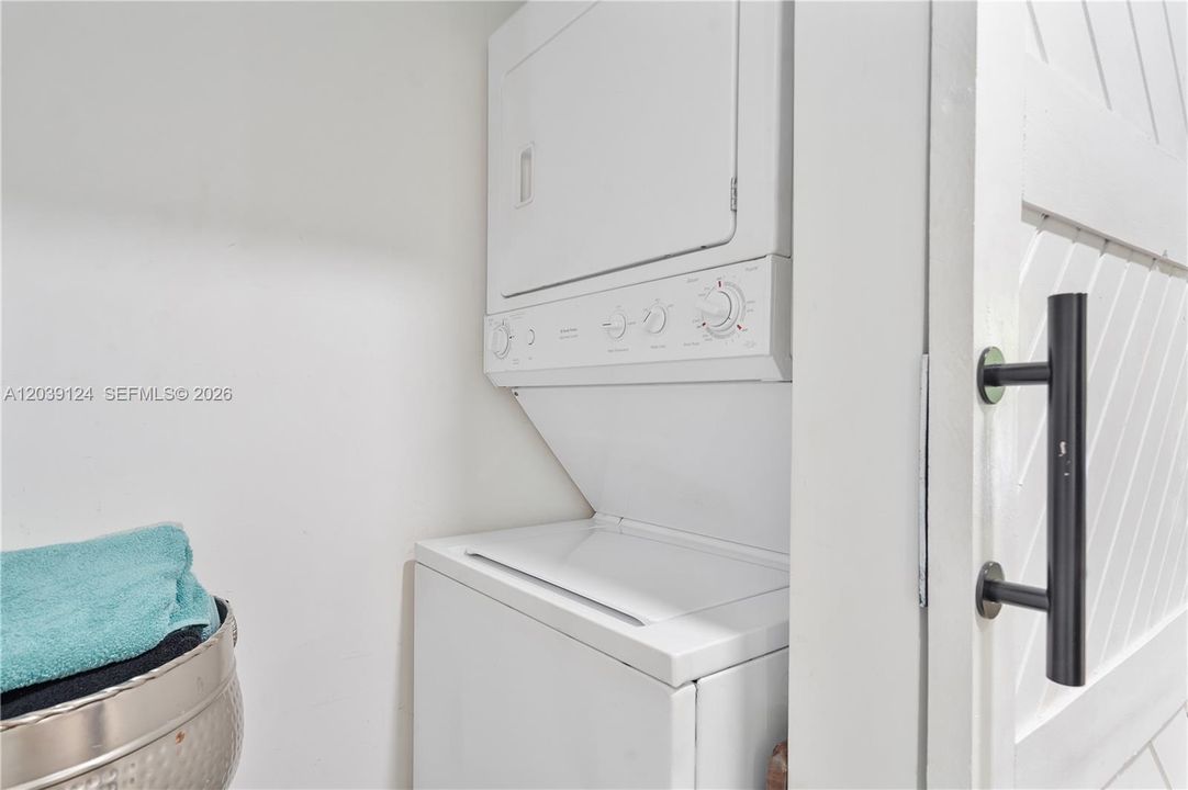 En Renta: $2,900 (2 camas, 1 baños, 2806 Pies cuadrados)