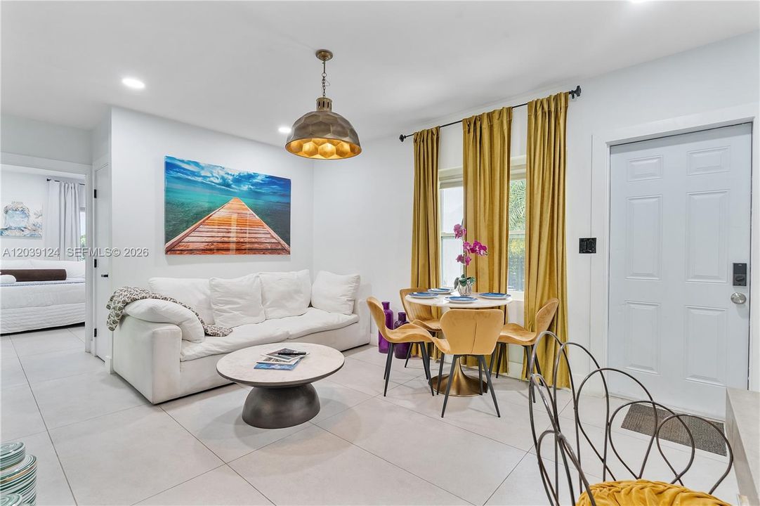 En Renta: $2,900 (2 camas, 1 baños, 2806 Pies cuadrados)