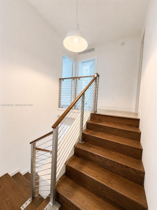 В аренду: $5,400 (3 спален, 3 ванн, 1580 Квадратных фут)