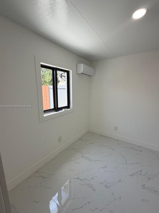 En Renta: $1,800 (1 camas, 1 baños, 927 Pies cuadrados)