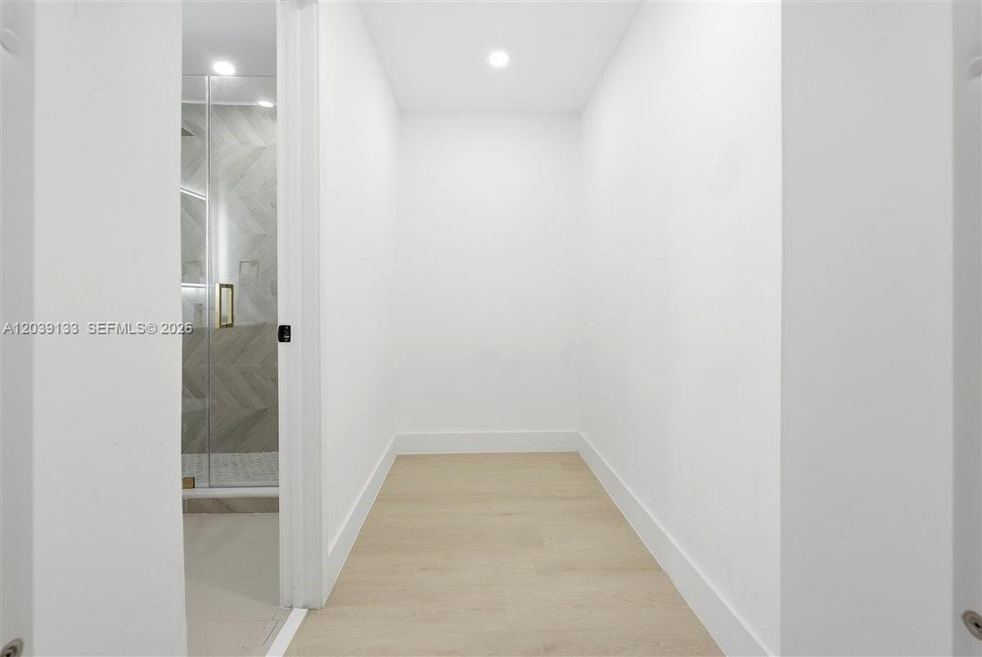 For Sale: $470,000 (3 beds, 2 baths, 1148 Square Feet)