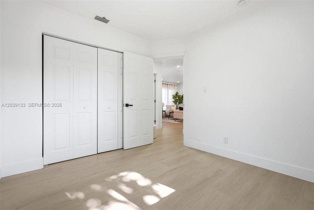 For Sale: $470,000 (3 beds, 2 baths, 1148 Square Feet)