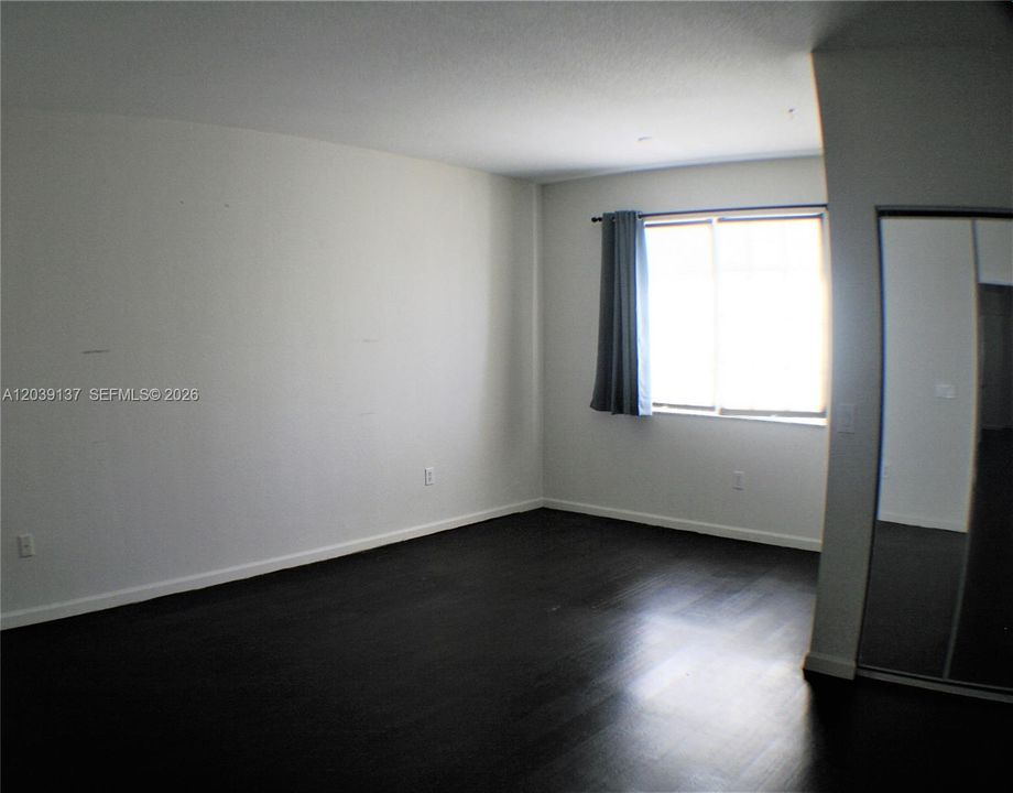 En Renta: $3,400 (3 camas, 2 baños, 1964 Pies cuadrados)
