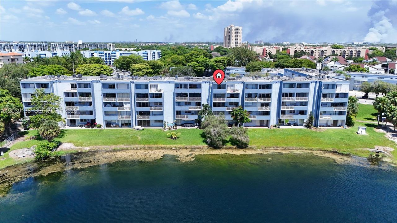 В аренду: $2,300 (1 спален, 1 ванн, 1125 Квадратных фут)