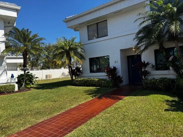 For Sale: $415,000 (3 beds, 2 baths, 1295 Square Feet)