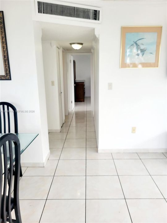 出租: $2,150 (2 贝兹, 2 浴室, 1222 平方英尺)